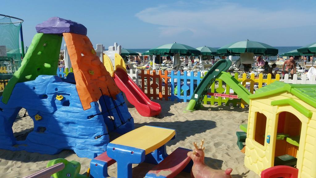 Hotel Caggiari Senigallia Exteriör bild