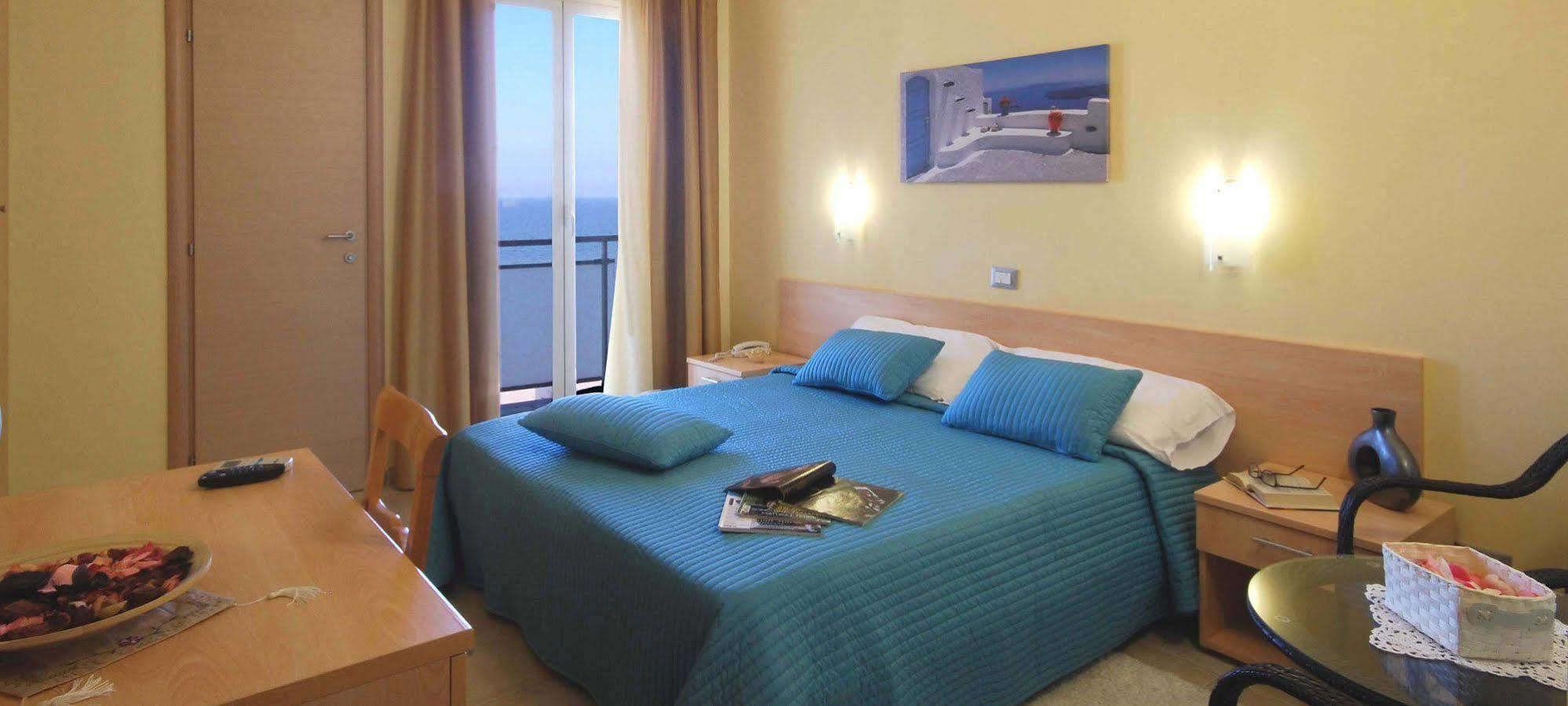 Hotel Caggiari Senigallia Exteriör bild