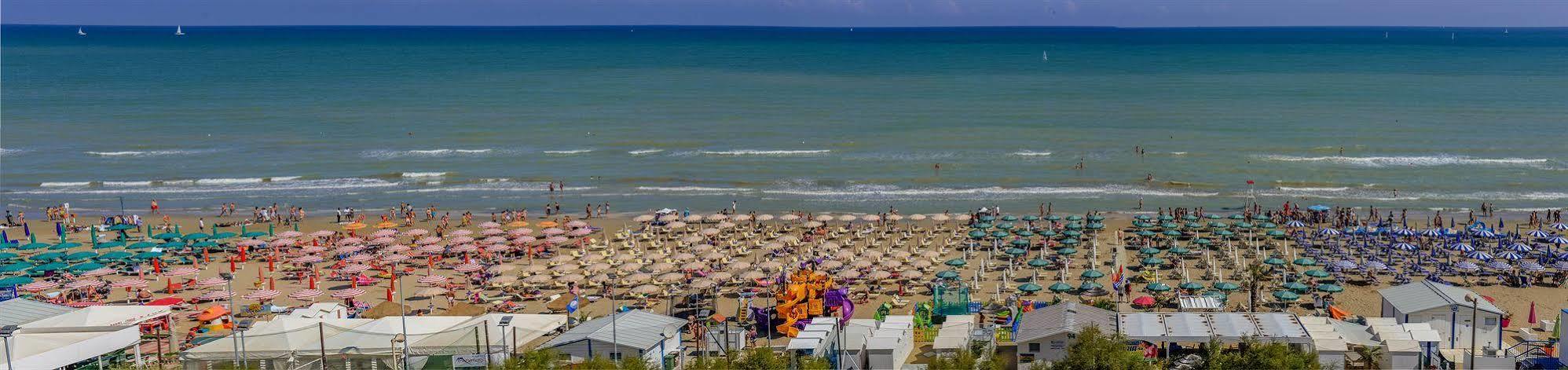 Hotel Caggiari Senigallia Exteriör bild