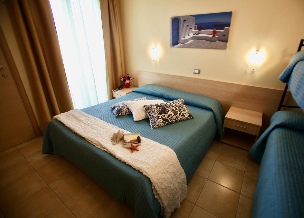 Hotel Caggiari Senigallia Exteriör bild
